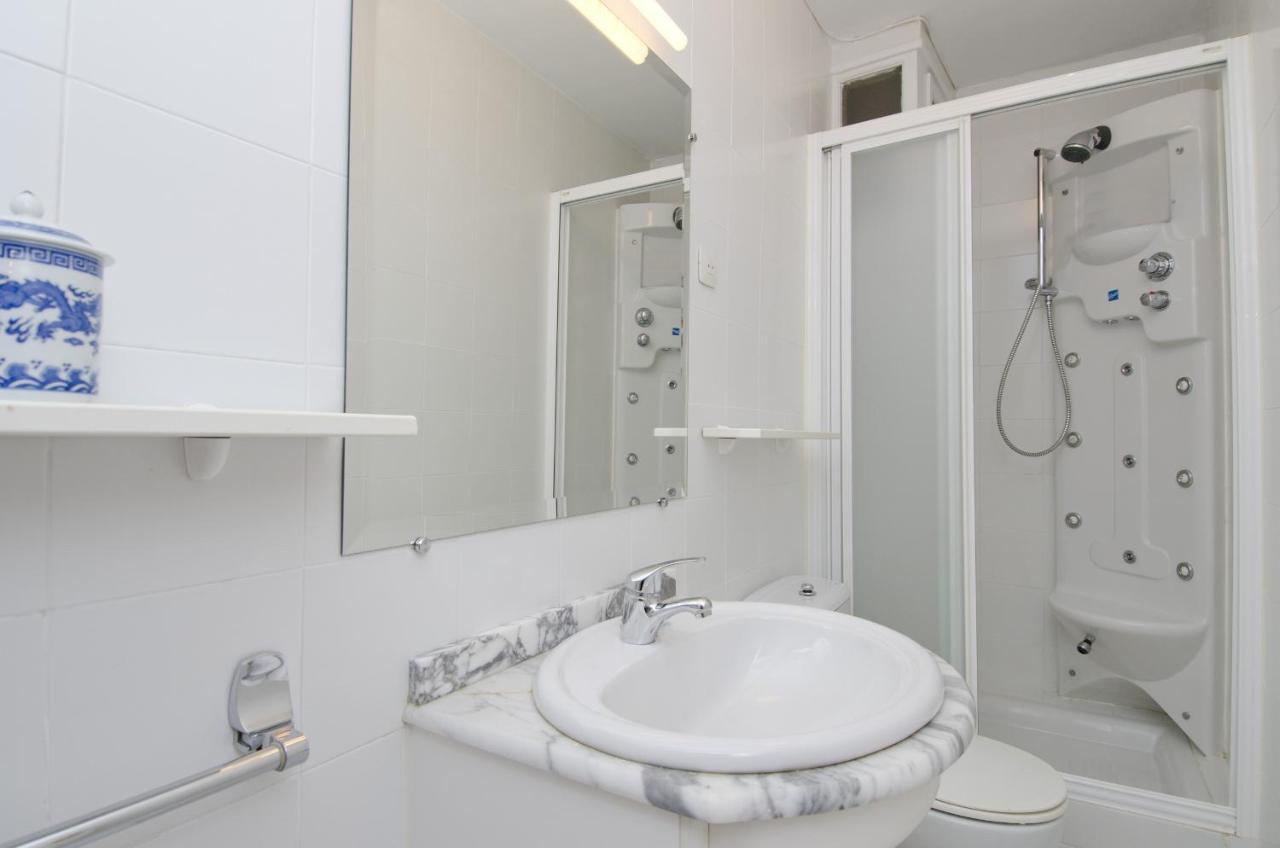 Apartamento Paseo Del Prado II En מדריד מראה חיצוני תמונה
