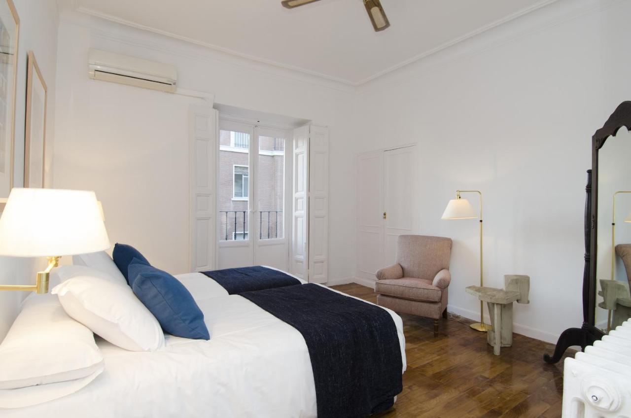 Apartamento Paseo Del Prado II En מדריד מראה חיצוני תמונה