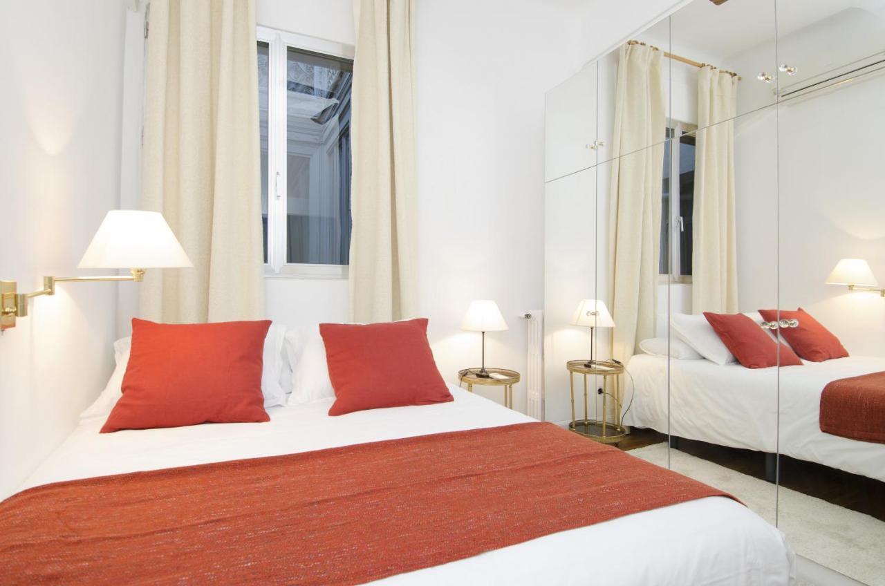 Apartamento Paseo Del Prado II En מדריד מראה חיצוני תמונה