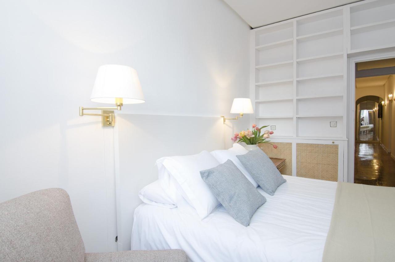 Apartamento Paseo Del Prado II En מדריד מראה חיצוני תמונה