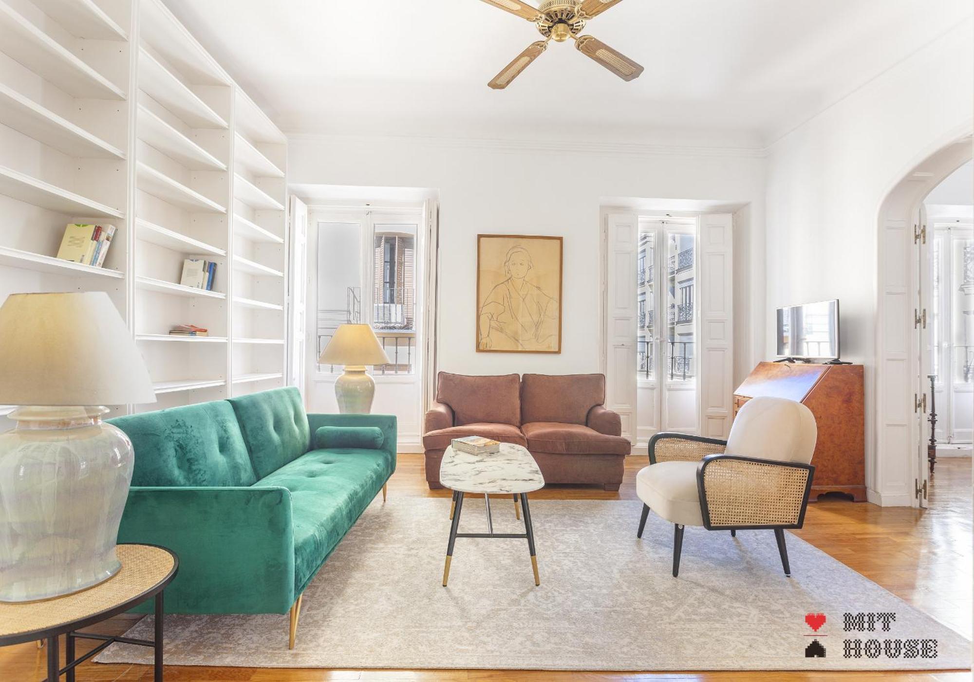 Apartamento Paseo Del Prado II En מדריד מראה חיצוני תמונה