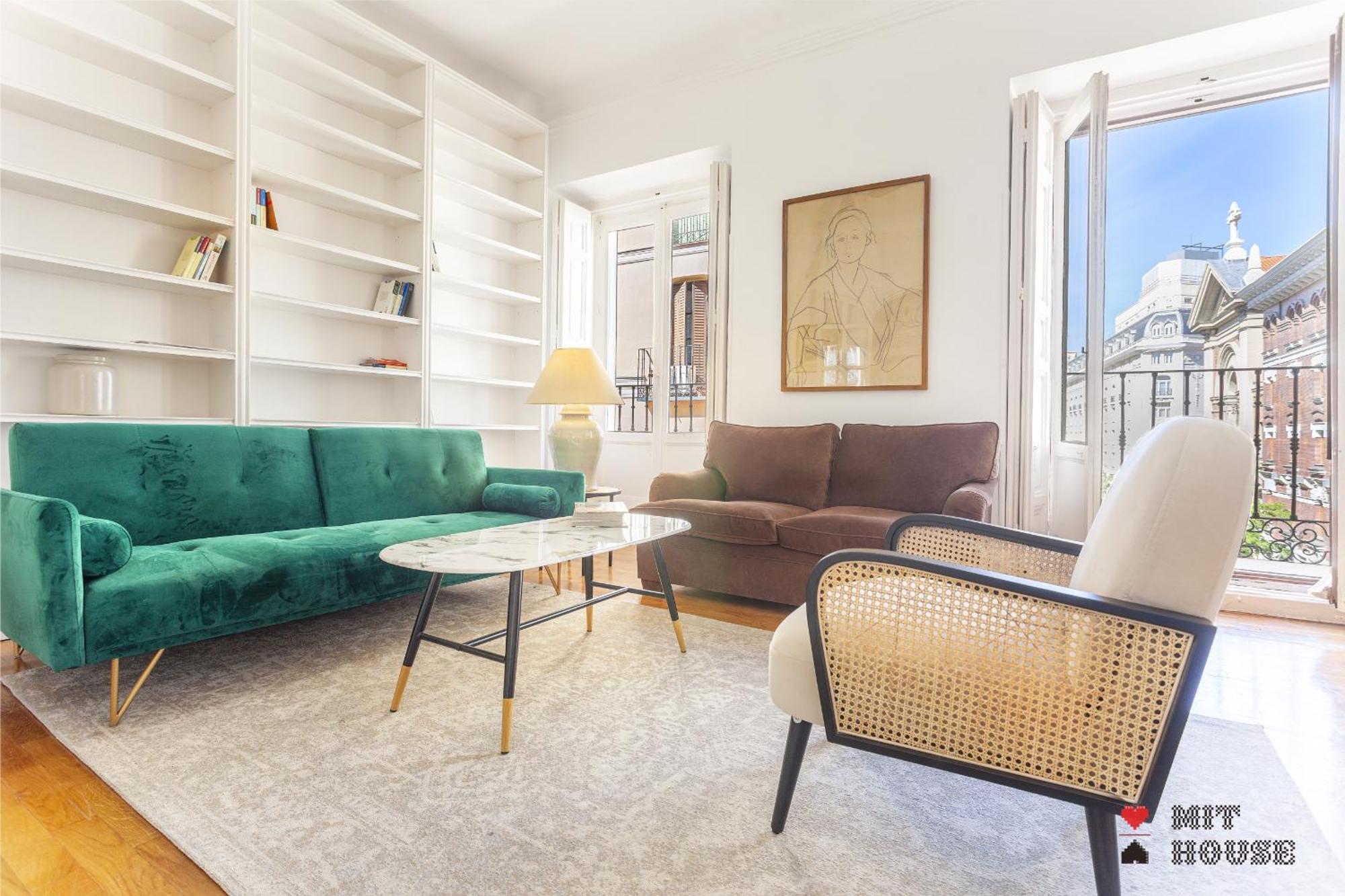 Apartamento Paseo Del Prado II En מדריד מראה חיצוני תמונה